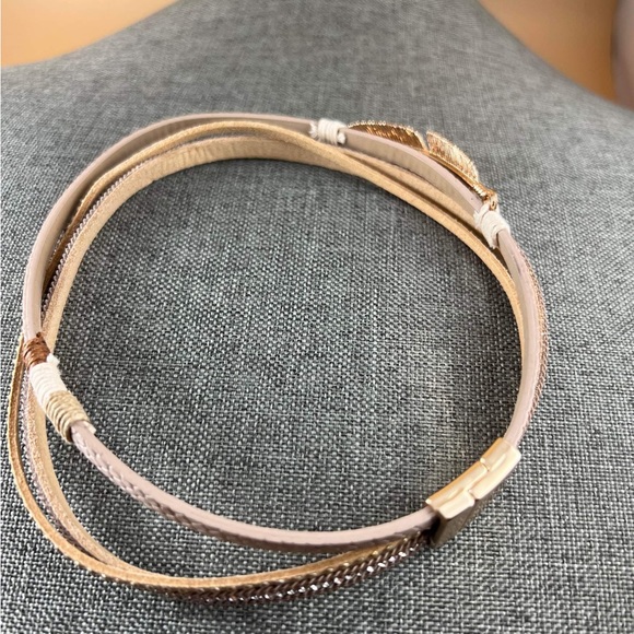 Leather Choker layered  Necklace  New - Picture 3 of 3